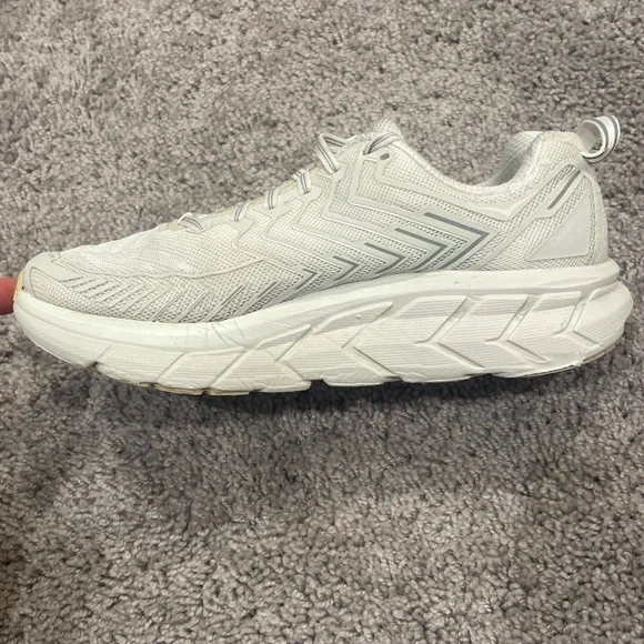 Hoka One One Shoes Hoka One One Clifton Womens Size 85 White